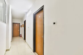 Fabhotel Raas Inn