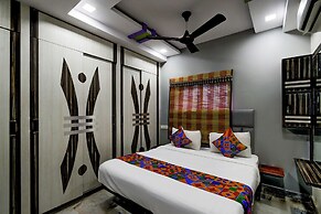 Fabhotel Five Star