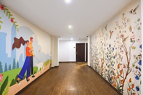 Fabhotel Crescent