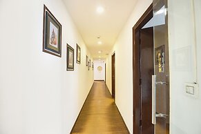 Fabhotel Crescent
