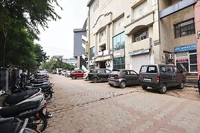 Fabhotel Crescent