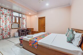 Fabhotel Pink Cozzy