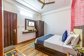 Fabhotel Airport Sinon