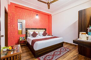 Fabhotel Airport Sinon