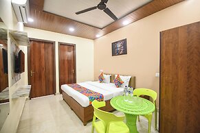 Fabhotel White House Tilak Nagar