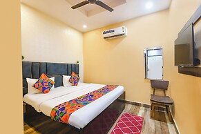 Fabhotel Lotus Inn