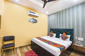 Fabhotel Lotus Inn