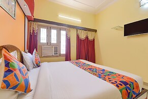 Fabhotel Rajlaxmi Palace