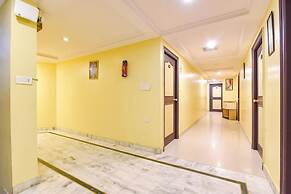 Fabhotel Rajlaxmi Palace