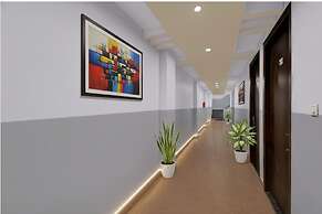 Fabhotel Family Inn