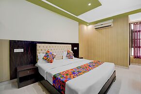 Fabhotel Family Inn
