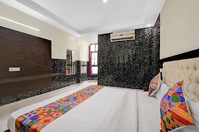 Fabhotel Family Inn