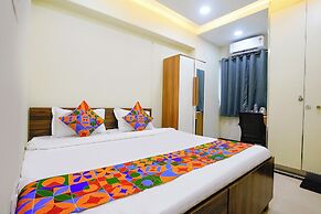 Fabhotel Sheen Residences