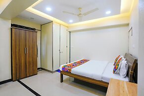 Fabhotel Sheen Residences