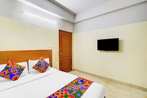 Fabhotel Golden Dreams