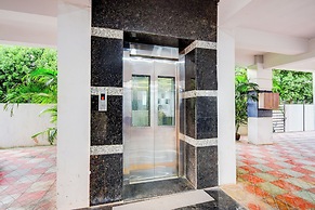 Fabhotel Golden Dreams