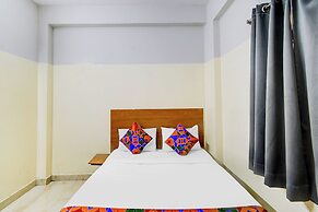 Fabhotel Golden Dreams