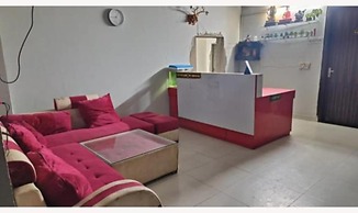 Fabhotel Golden Palace I