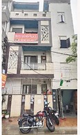Fabhotel Golden Palace I