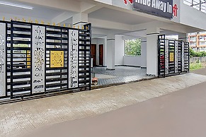 Fabhotel Hide Inn