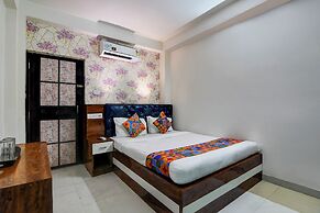 Fabhotel Royal Palace Ruby
