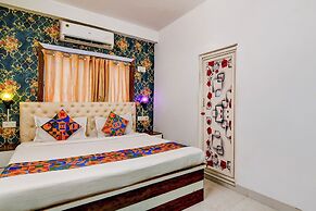 Fabhotel Royal Palace Ruby