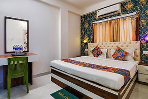 Fabhotel Royal Palace Ruby