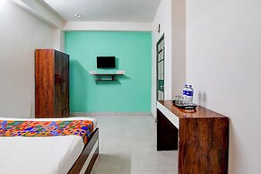 Fabhotel Royal Palace Ruby