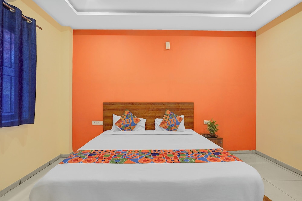 Fabhotel Dream Comforts