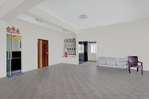 Fabhotel Sejour Royal