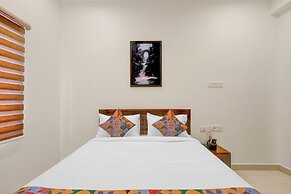 Fabhotel Sejour Royal