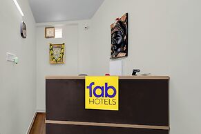 Fabhotel Sejour Royal