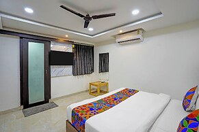 Fabhotel Million Star