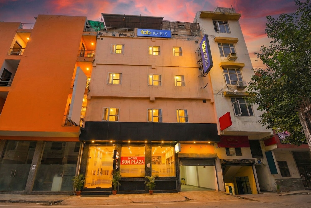 Fabhotel Sun Plaza
