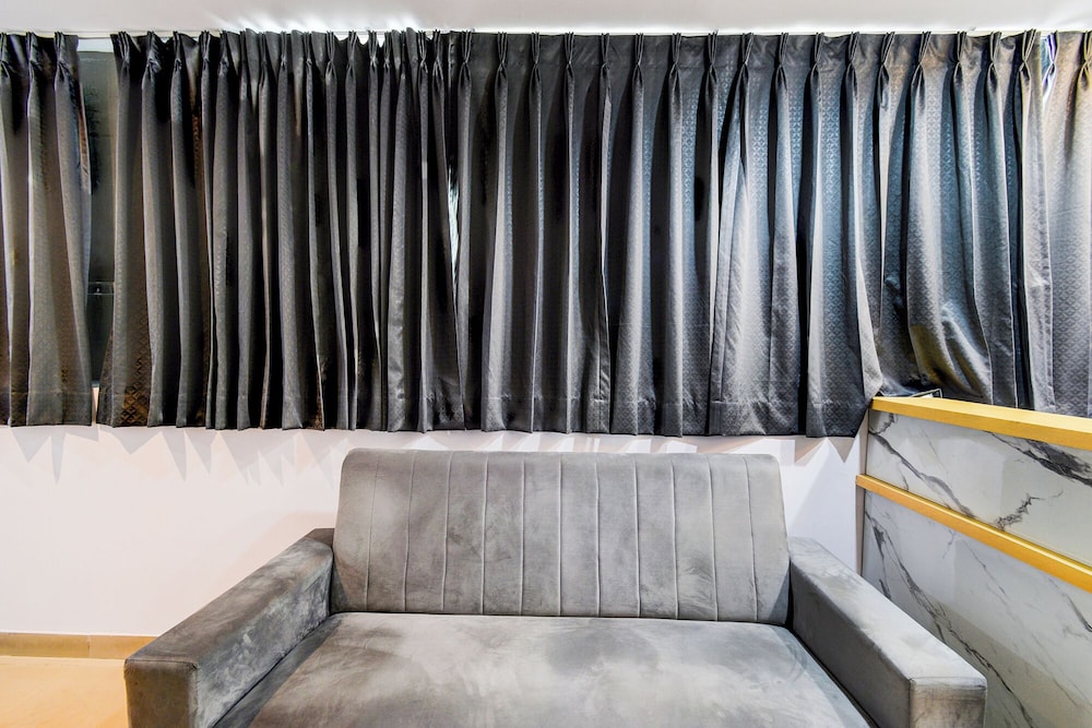Fabhotel Lorwen