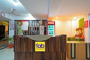 Fabhotel Club Metro