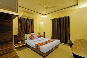 Fabhotel Club Metro