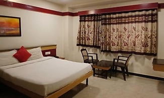Fabhotel Sri Sai Guru Comforts