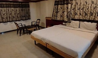 Fabhotel Sri Sai Guru Comforts