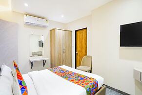 Fabhotel Cosmos Green