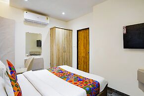 Fabhotel Cosmos Green