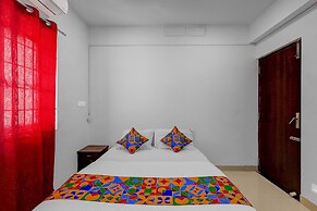 Fabhotel Pavis Inn