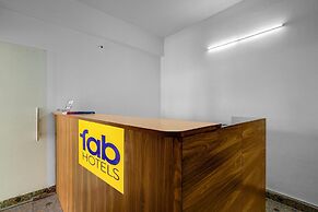 Fabhotel Pavis Inn