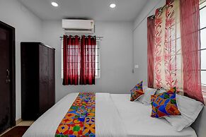Fabhotel Pavis Inn