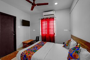 Fabhotel Pavis Inn