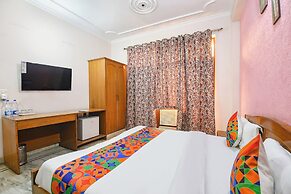 Fabhotel The Paradise