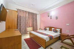 Fabhotel The Paradise