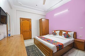 Fabhotel The Paradise