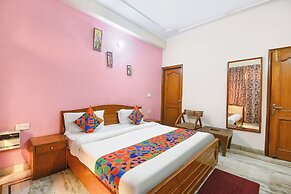 Fabhotel The Paradise