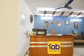 Fabhotel The Paradise